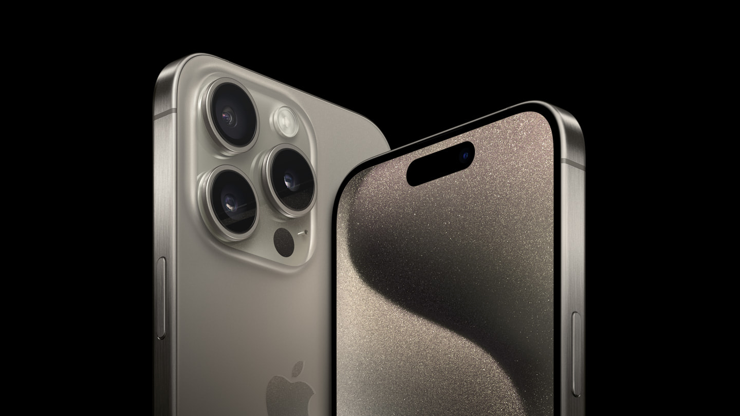 رتبه سوم: iPhone 15 Pro